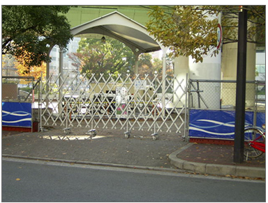 �N���X�Q�[�g