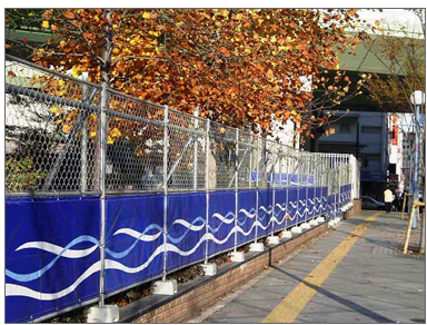 �t�F���X���͂��H��